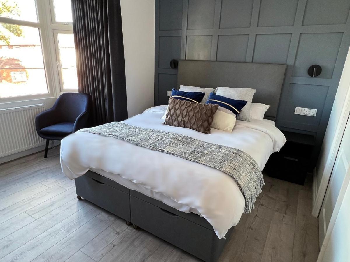 United Home B&B Salford  Extérieur photo