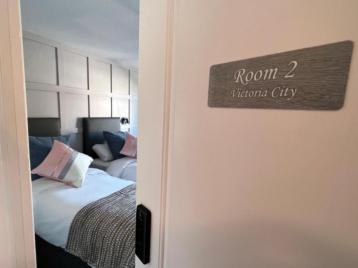 United Home B&B Salford  Extérieur photo