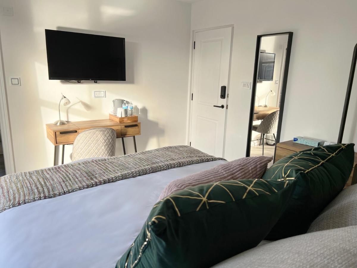 United Home B&B Salford  Extérieur photo